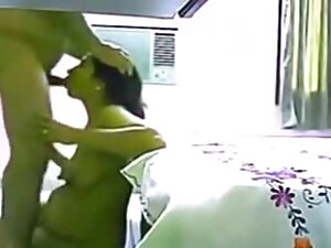 ロシアの女性の娘が掘削されました 女子  ...