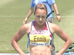 私の妹は私の友人のためにいくつかの挨拶と ...