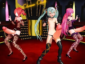 私は彼女の猫にバイブレータでブロンドをキ ...